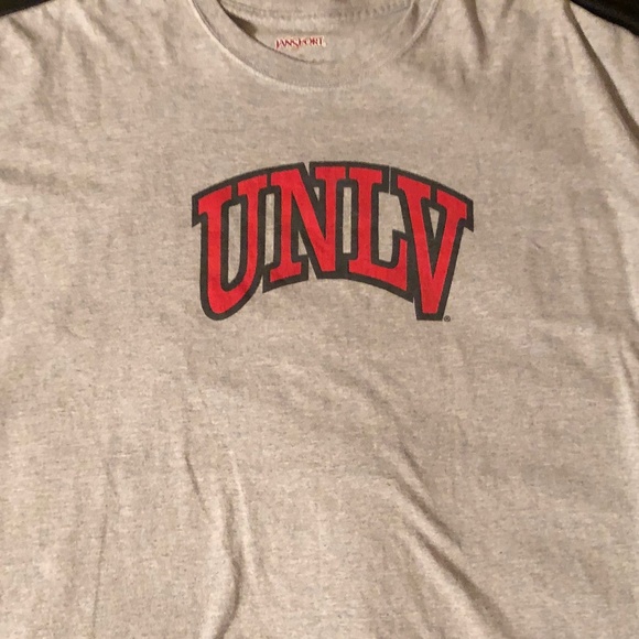 Unlv Rebels T Shirt  L  Adult Short Sleeve grey - Picture 1 of 6